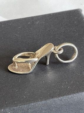 Silver Tone High Heel Charm Bracelet Pendant